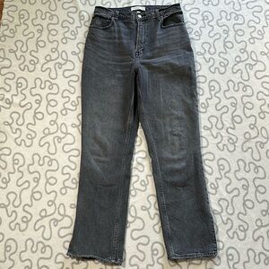 Abercrombie & Fitch The 90’s Straight Ultra High Rise Jean